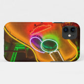USA、テキサス州、オースティン。ブラックメールのネオンギター Case-Mate iPhoneケース (裏面(横))