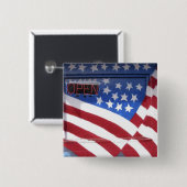 USA, ワシントン州, モーゼスレイク。上の旗の壁の壁画 缶バッジ (正面&裏面)