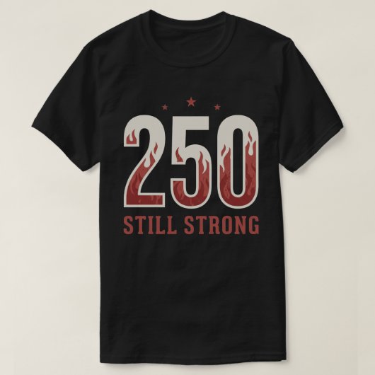 USA 250 強い国 アメリカ愛に溢れたグラフィック 赤い炎 Tシャツ (デザイン正面)
