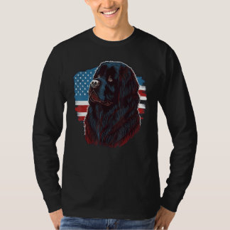 USA 4th Of July Newfie Dog on American Newfoundlan Tシャツ