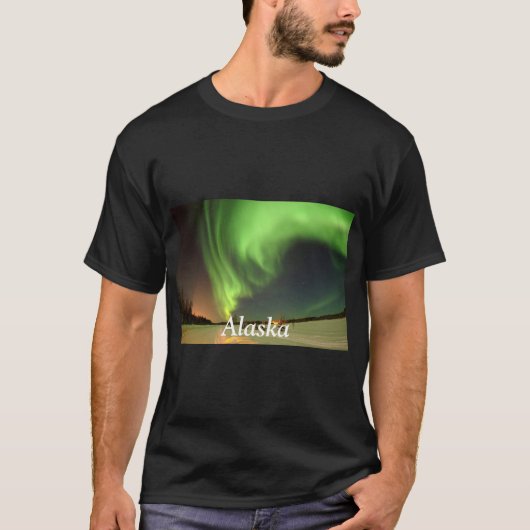 USA Alaska Wilderness Sky Aurora Borealis Tシャツ (正面)