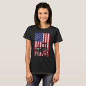 USA American Flag Patriotic Farm Tractors Farming Tシャツ (正面フル)