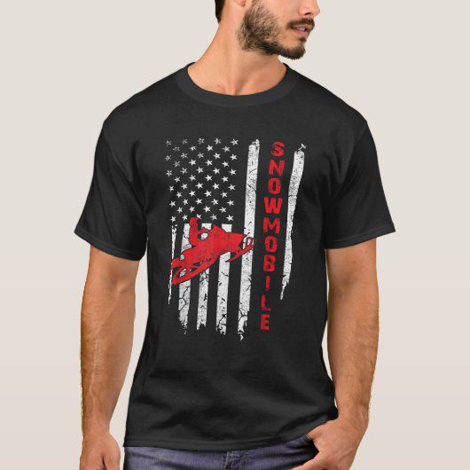 USA American Flag Snowmobiling Snow Sled Snowmobil Tシャツ (正面)