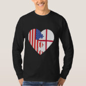 USA and England Flags Heart Tシャツ (正面)