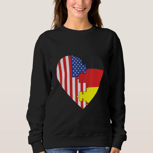 USA and Germany Flags Heart スウェットシャツ (正面)