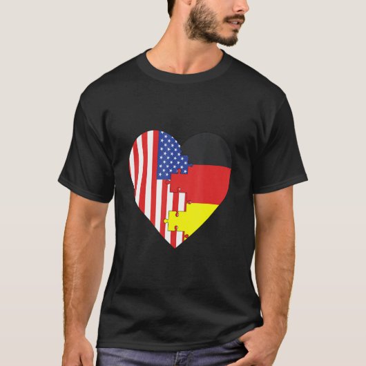 USA and Germany Flags Heart Tシャツ (正面)