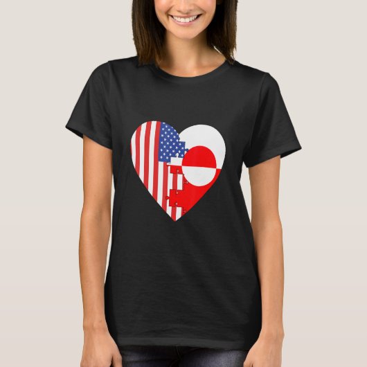 USA and Greenland Flags Heart Tシャツ (正面)