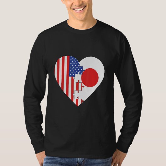 USA and Japan Flags Heart Tシャツ (正面)