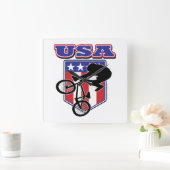 USA-BMXバイクもしくは自転車に乗る人 スクエア壁時計 (ホーム)