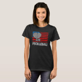 USA Flag Pickleball Shirt Paddle Pickleball Player Tシャツ (正面フル)