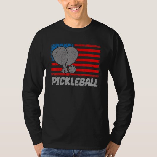 USA Flag Pickleball Shirt Paddle Pickleball Player Tシャツ (正面)