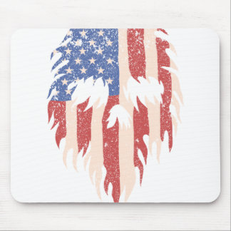 USA Flag Skull Beard | Distressed Patriotic Design マウスパッド