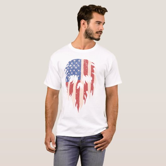 USA Flag Skull Beard | Distressed Patriotic Design Tシャツ (正面フル)