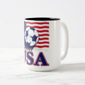 USA Flag & Soccer Ball Two-Tone Mug – Patriotic Sp ツートーンマグカップ (正面右)
