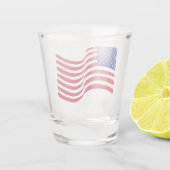 USA Waving Flag Patriotic Design ショットグラス (裏面)