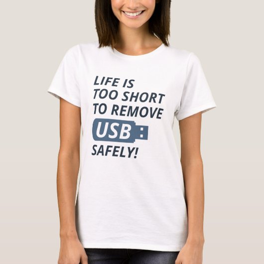 USBを安全に取り外す Tシャツ (正面)