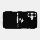 USMCロゴ スタック - 白 iPhone 16ケース (裏面横)