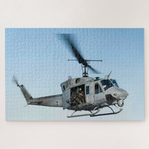 USMC UH-1N Huey - VMM-261海兵隊ヘリコプター ジグソーパズル
