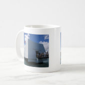 USSアリゾナの記念物 コーヒーマグカップ (正面左)