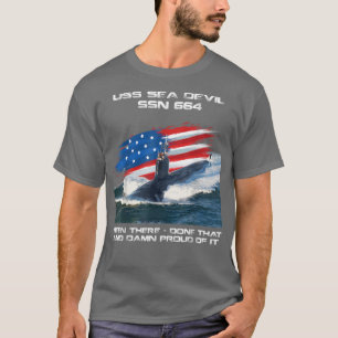 USSシーデビルSSN-664アメリカ国旗の潜水艦ヴェート Tシャツ
