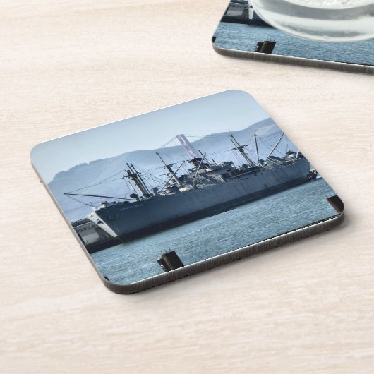 USSジェレミアO'Brien コースター (左側)