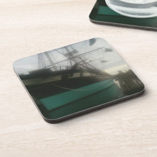 USS星座 コースター (左側)