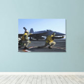 USS George HWブッシュに搭乗 キャンバスプリント (インサイチュ (ウッドフロア))