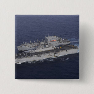 USS Kearsarge 缶バッジ