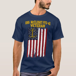 USS McClusky FFG41フリゲート退役軍人デー父のD Tシャツ