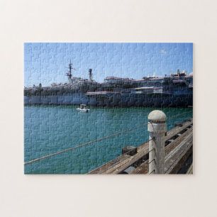 USS Midway in the harbor in San Diego ジグソーパズル