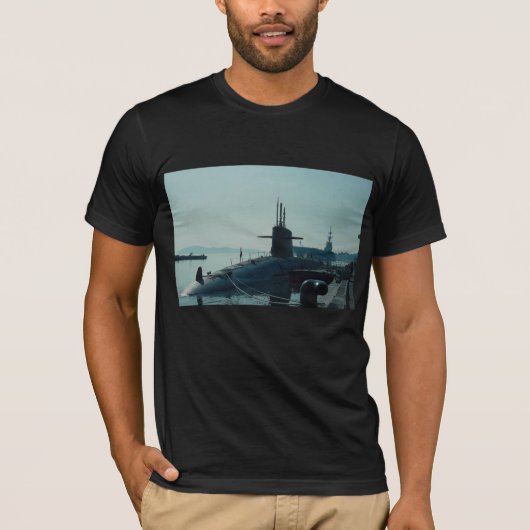 USS Ulysses Grantの"弾道ミサイルの潜水艦SSB Tシャツ (正面)