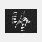 Utah Skiing Park City Long Sleeve Ski Tee  フリースブランケット (正面(横))