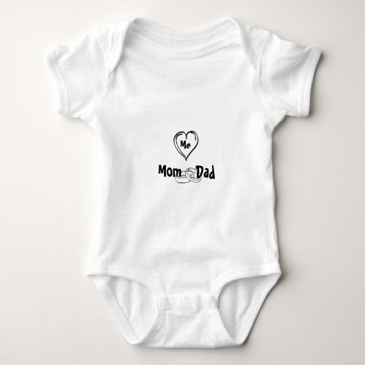 ute Mum & Dad Heart – Custom Name Baby Bodysuit ベビーボディスーツ (正面)