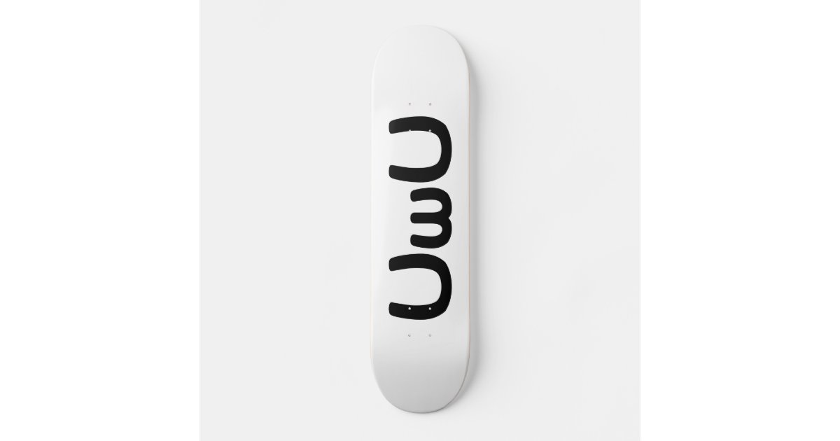 Uwuの幸せな日本製アニメの顔の顔文字 スケートボード Zazzle Co Jp