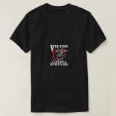 VはVirginia Opossum Valentine's Day 2022 Tee用 Tシャツ (デザイン正面)
