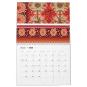 Vを特徴とすパターン（の模様が）あるるオレンジ色と茶色の生地 カレンダー (3月 2026)