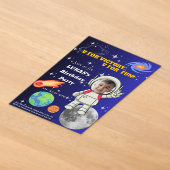 Vフォーヴィクトリー Vフォーエンジョイメント 宇宙飛行士の少年 誕生日 アクリル招待状 (レイダウン)