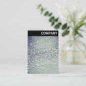 Vヘッダー – ガラス01上の水滴 名刺 (スタンド正面)