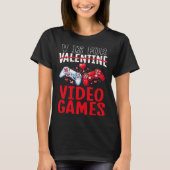 「V」はビデオゲームの面白いバレンタイン ゲーマー Tシャツ (正面)