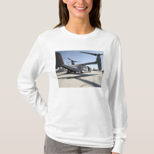 V-22ミサゴのティルト・ローターの航空機2 Tシャツ