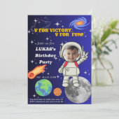 V For Victory V For Fun 宇宙飛行士の男の子の誕生日 招待状 (スタンド正面)