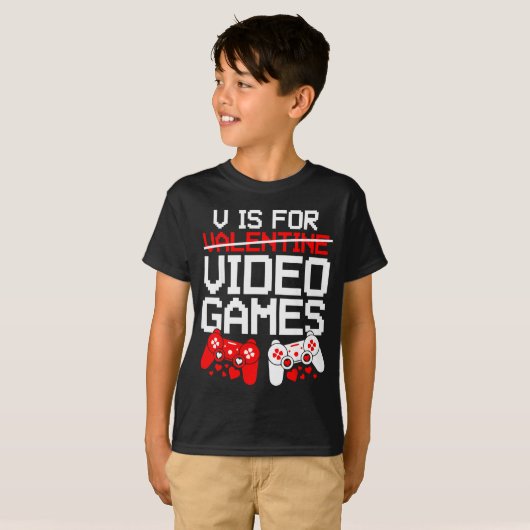 V Is For Video Games Funny Valentines Gamer Love  Tシャツ (正面フル)