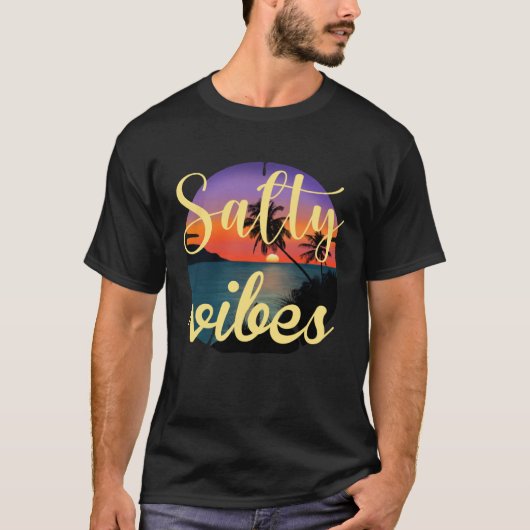 Vacation Salty Vibes Relaxing Beach Sunset For Sum Tシャツ (正面)