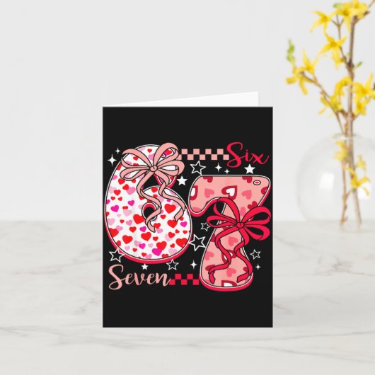 Valentine 67 Six Seven 6 7 Meme Valentines Day Gir カード (黄色い花)