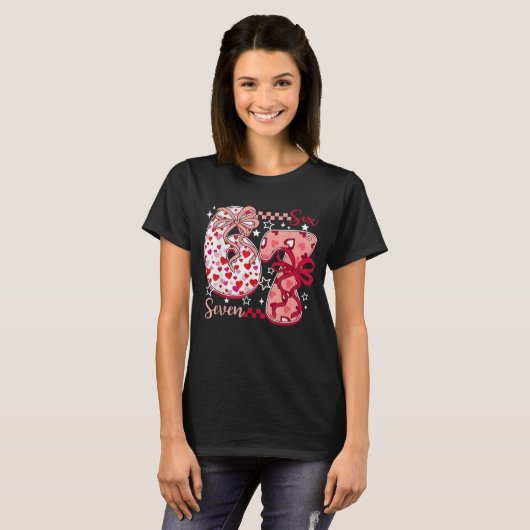 Valentine 67 Six Seven 6 7 Meme Valentines Day Gir Tシャツ (正面フル)