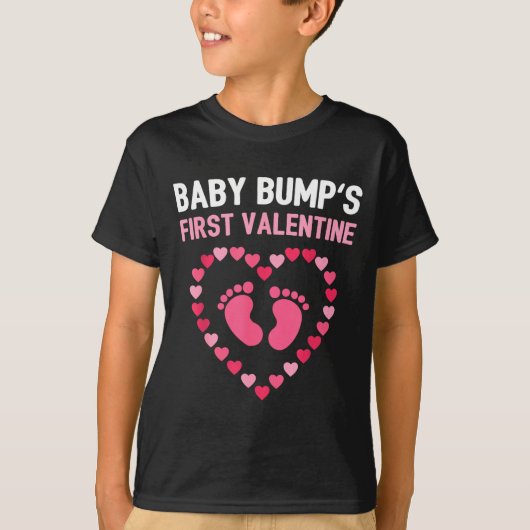Valentine Baby Bump Shirt First Valentine Pregnanc Tシャツ (正面)
