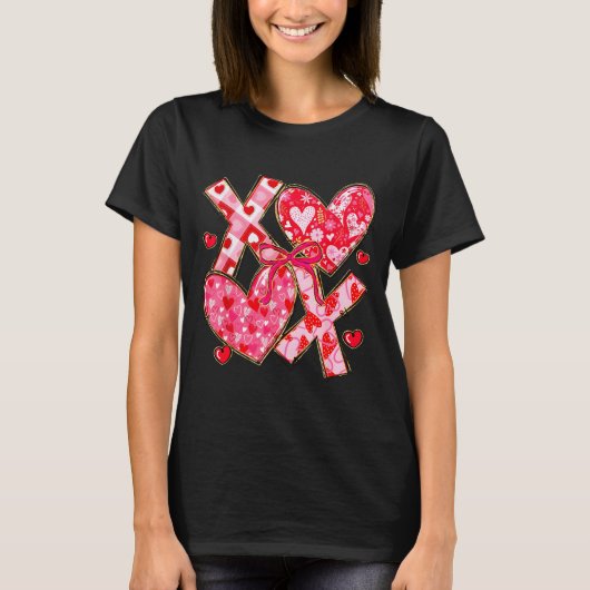 Valentine Coquette Bow Xoxo Hearts Lover Girl Wome Tシャツ (正面)