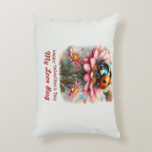  Valentine Love Bug on Blossoms Rose アクセントクッション (正面(垂直))