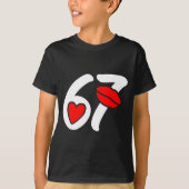 Valentine’s Day 67 Meme Lips And Heart Funny Six S Tシャツ (正面)