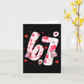 Valentine’s Day Funny 67 Meme Six Seven 6 7 Valent カード (黄色い花)